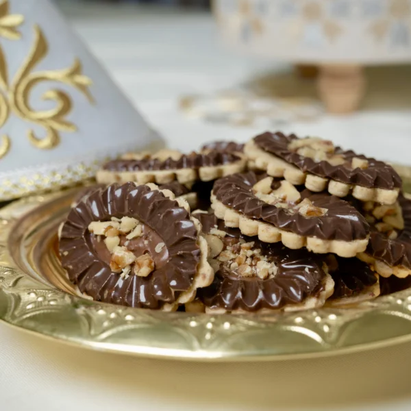 Walnut Crunch Dark Chocolate Sablé